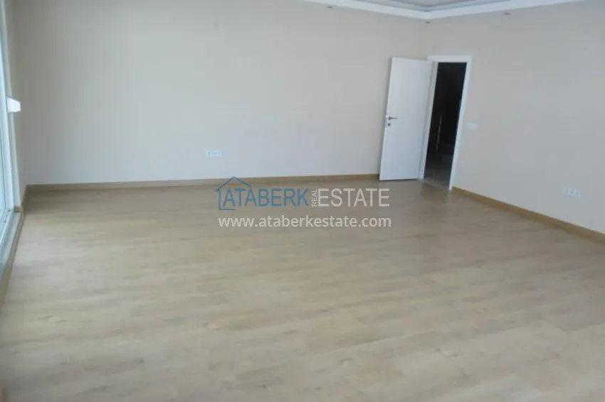 Purchase Six bedroom duplex with mountain and sea views 19 