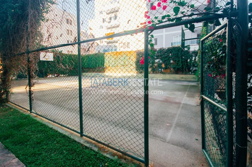 Furnished flat in Mahmutlar in a residential complex  10 