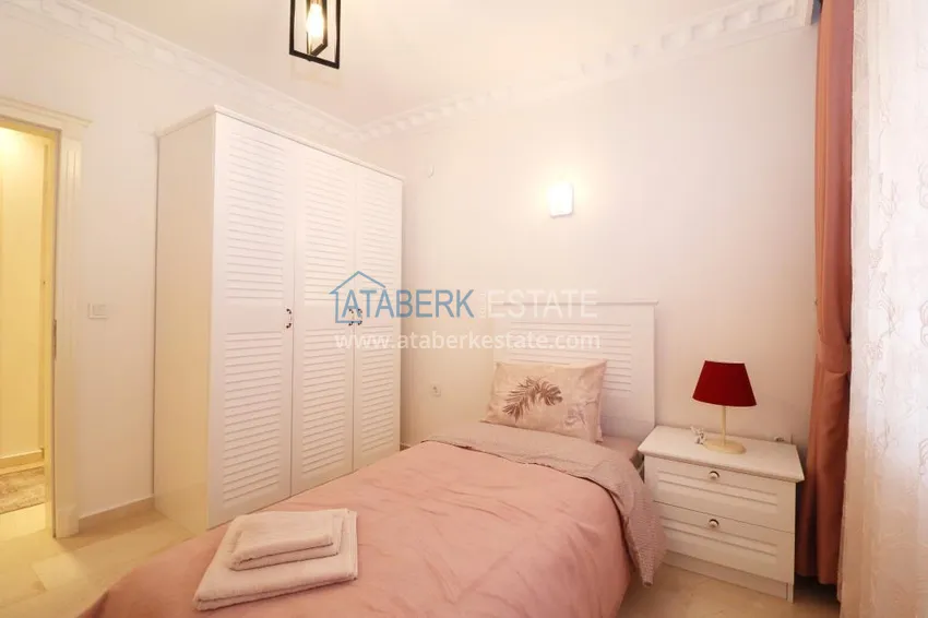 Purchase  Flat with a modern design in the complex by the sea in Mahmutlar  19 