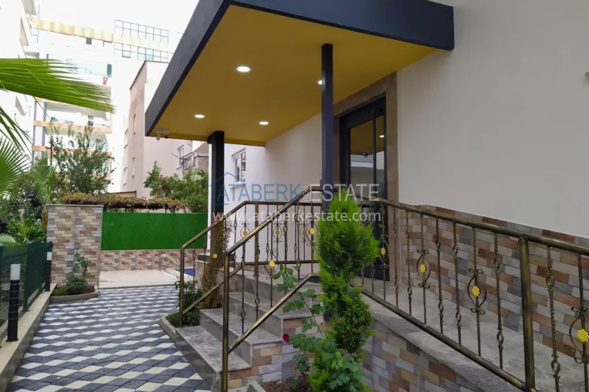 Rent a penthouse duplex in Mahmutlar by the sea — cheap No. 17 8