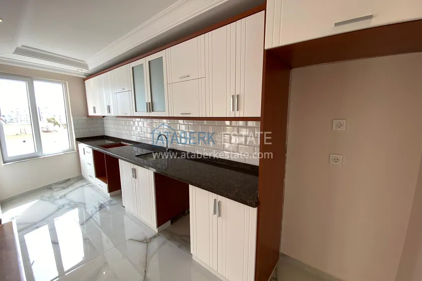 Purchase  Flat in Mahmutlar with sea view in a comfortable complex 5 