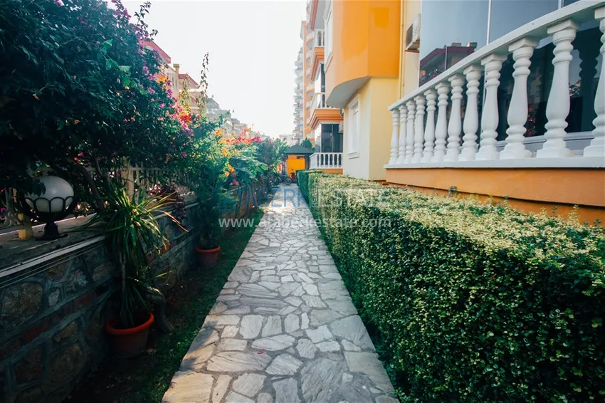 Furnished flat in Mahmutlar in a residential complex  6 