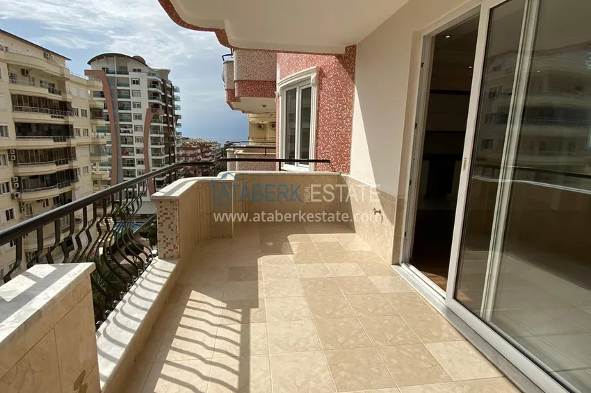 Purchase  Flat in Mahmutlar with sea view in a comfortable complex 8 