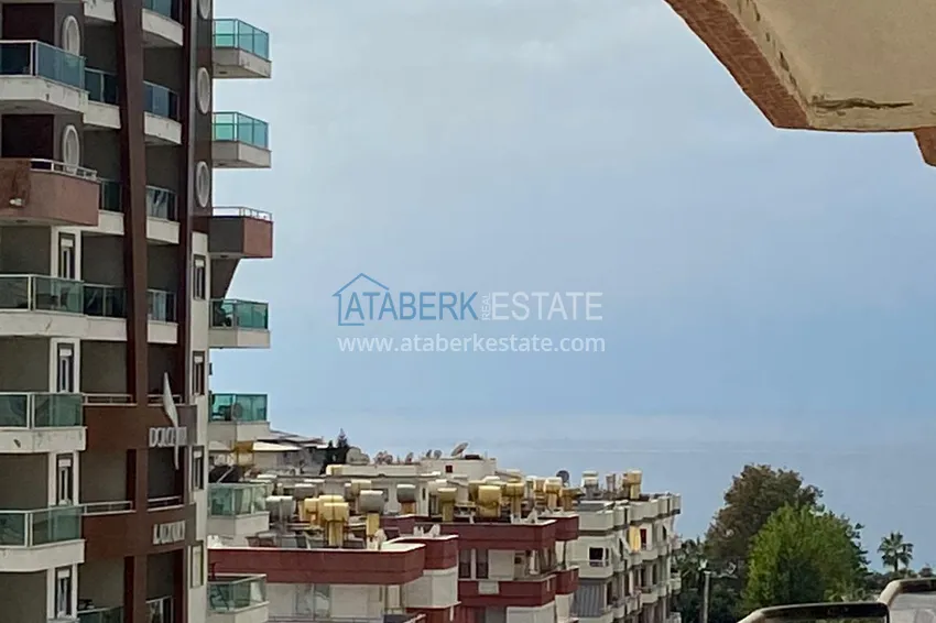 Purchase  Flat in Mahmutlar with sea view in a comfortable complex 10 