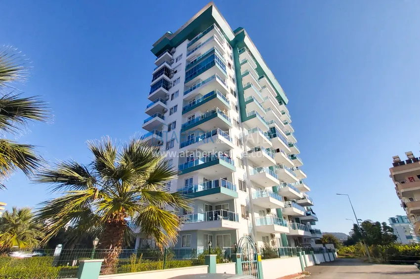 Duplex apartment in Mahmutlar with furniture in a comfortable complex 1 