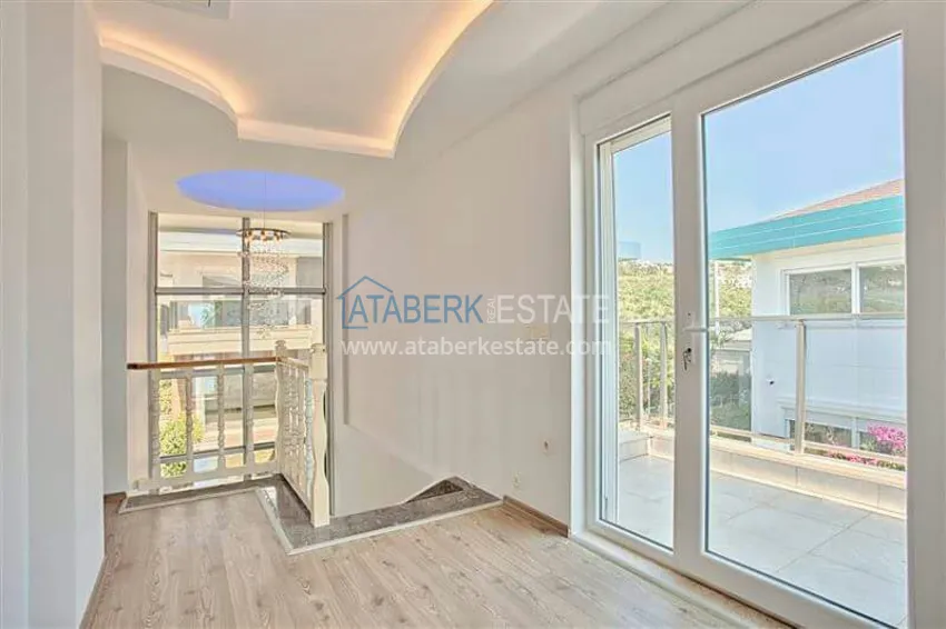 Purchase  Villas in Demirtas on the first coastline 15 