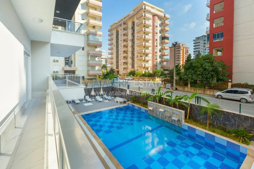 Penthouse in Mahmutlar — elegant interior, separate kitchen, side sea view  3 