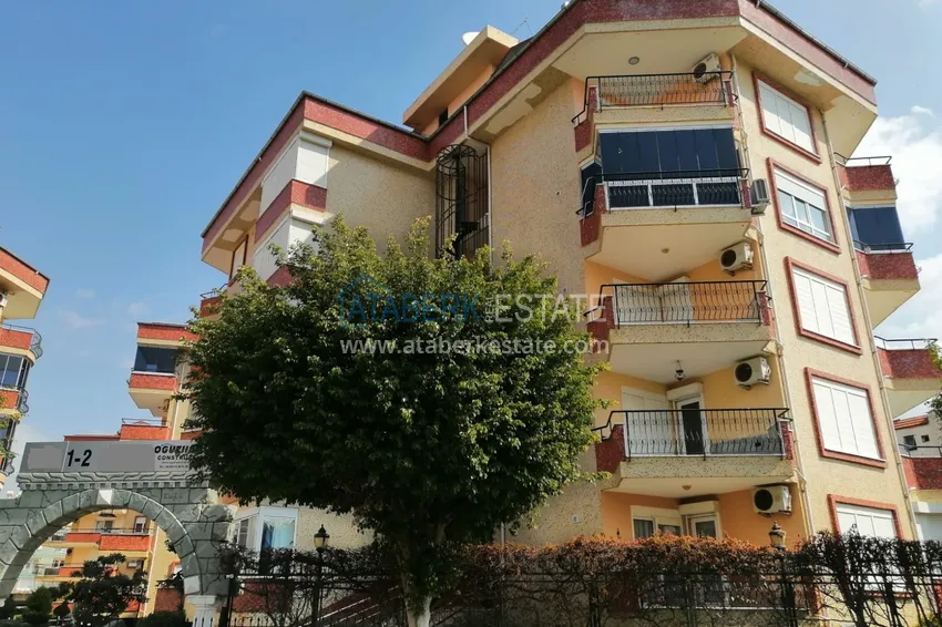 Three-room apartment in Oba with two glazed balconies 1 