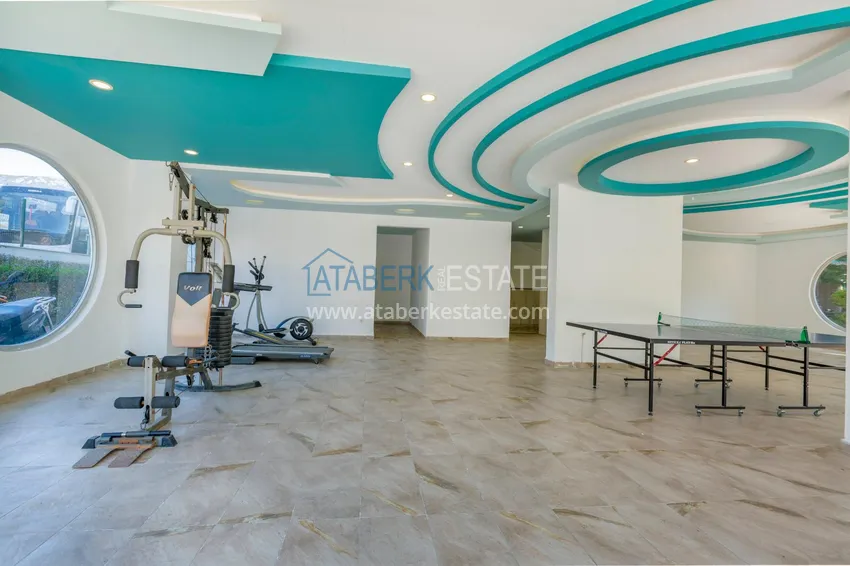 Furnished apartment in Mahmutlar, 3 bedrooms in a comfortable complex 10 