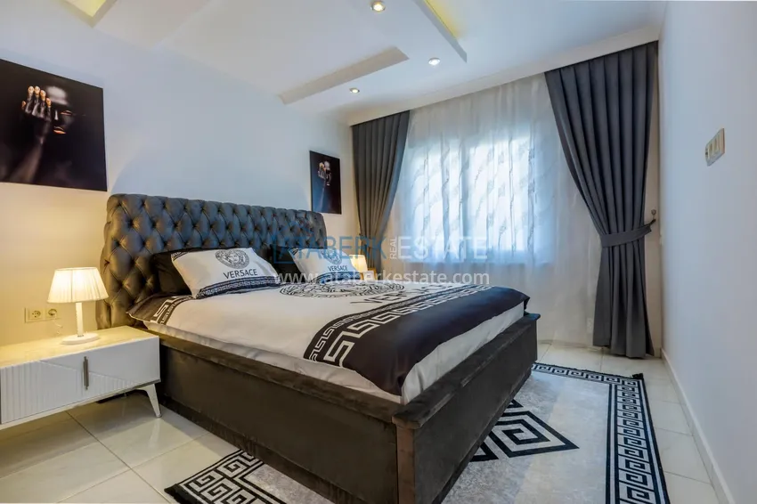 Purchase  Furnished apartment in Mahmutlar, 3 bedrooms in a comfortable complex 11 