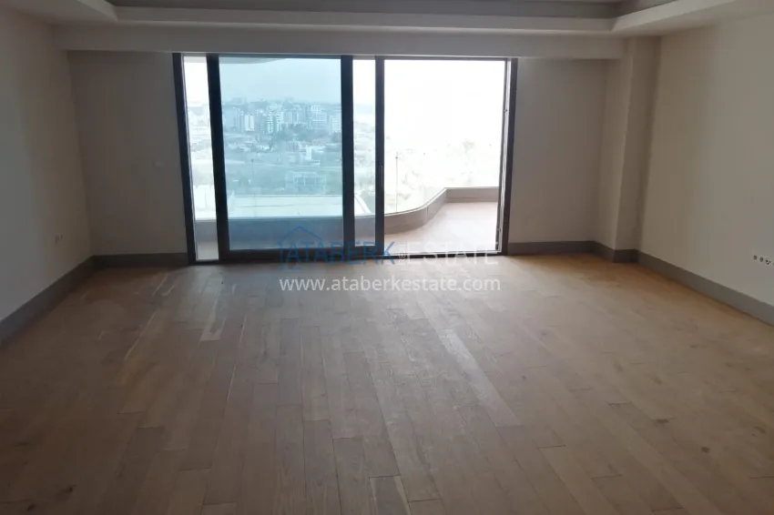 Purchase New exclusive complex on the first coastline of Konyaalti, Antalya 9 