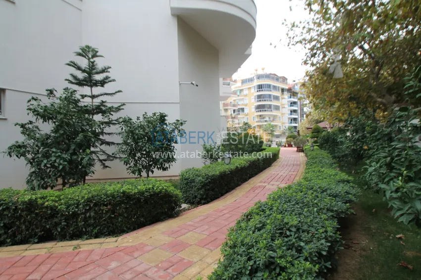 One bedroom apartment in a complex in Mahmutlar 7 