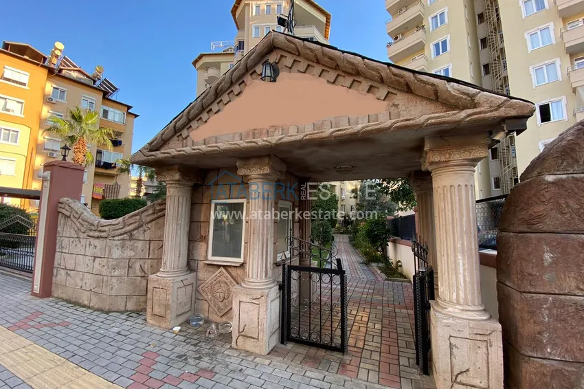 Furnished apartment in the center of Alanya in a comfortable complex 2 