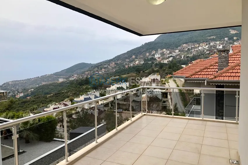 Purchase  Detached villa in Alanya with furniture and stunning panoramic views 17 