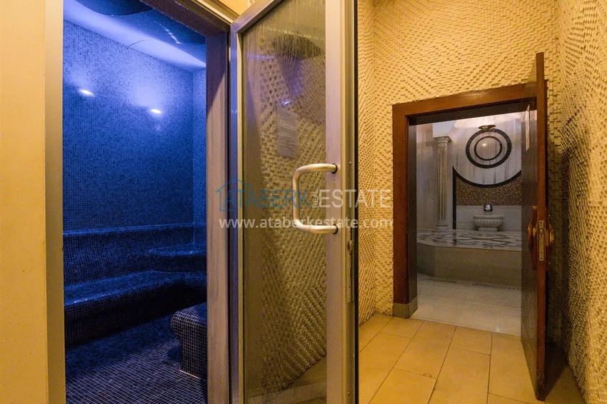 A furnished flat from the private owner with sea and mountain views 28 