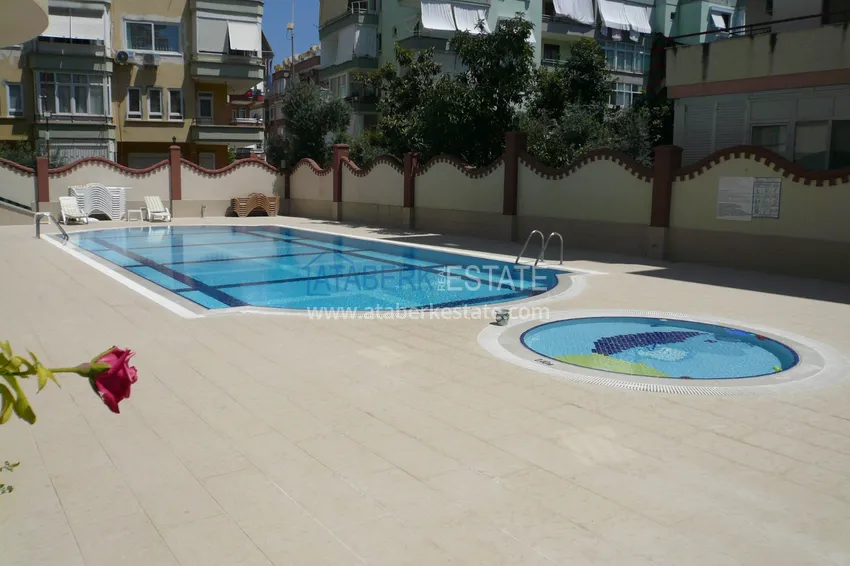 Furnished apartment in the center of Alanya in a comfortable complex 6 