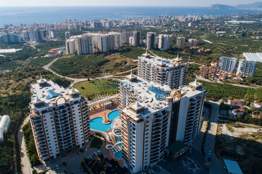 A furnished flat from the private owner with sea and mountain views 3 