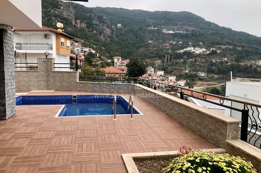 Detached villa in Alanya with furniture and stunning panoramic views 3 
