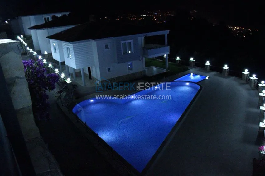Furnished villa in Alanya with picturesque view 10 