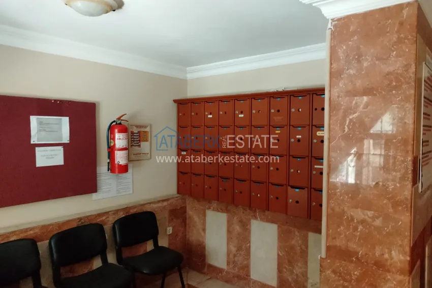 Furnished apartment in the center of Alanya in a comfortable complex 12 