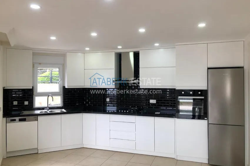 Purchase  Detached villa in Alanya with furniture and stunning panoramic views 9 