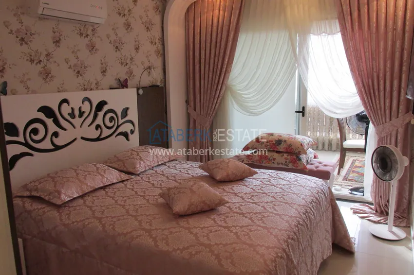 Purchase Apartment in the center of Mahmutlar with furniture, glazed balcony 13 
