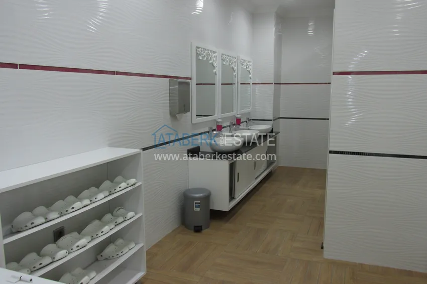 Apartment in the center of Mahmutlar with furniture, glazed balcony 19 