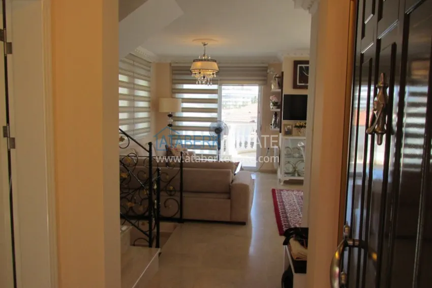 Purchase Prestigious three – storyed villa in Konakli 1