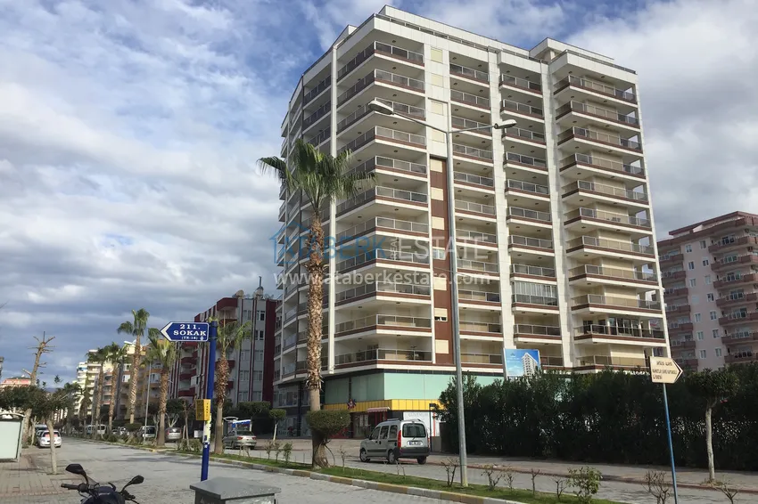 Apartment in the center of Mahmutlar with furniture, glazed balcony 2 