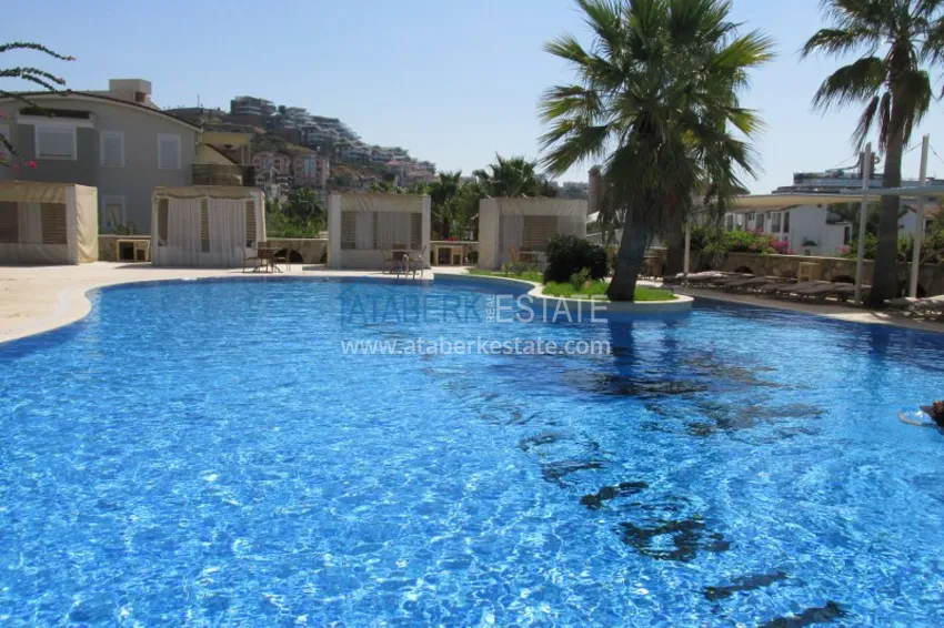 Prestigious three – storyed villa in Konakli 7