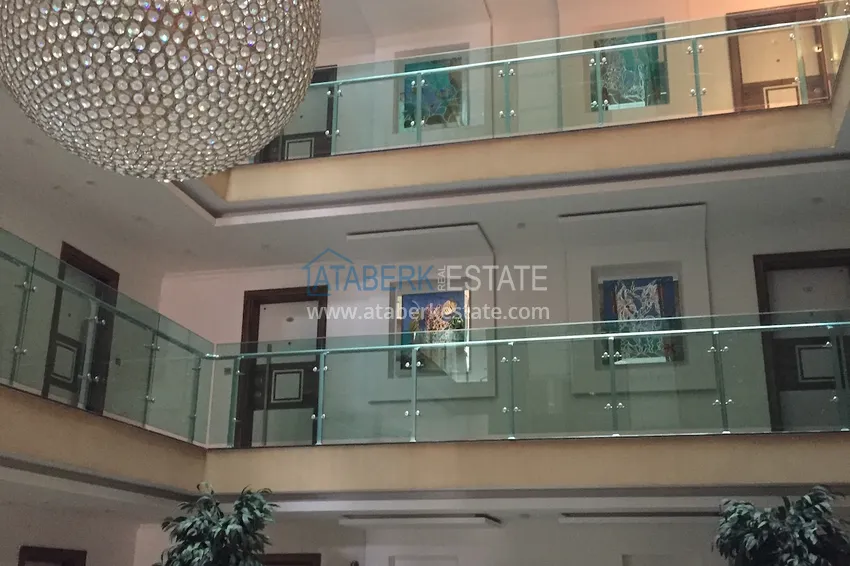 Apartment in the center of Mahmutlar with furniture, glazed balcony 11 