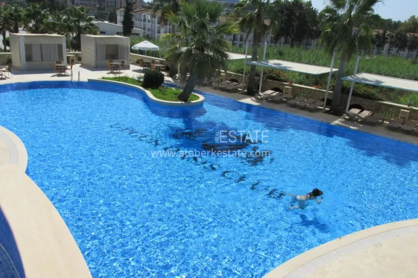 Prestigious three – storyed villa in Konakli 8