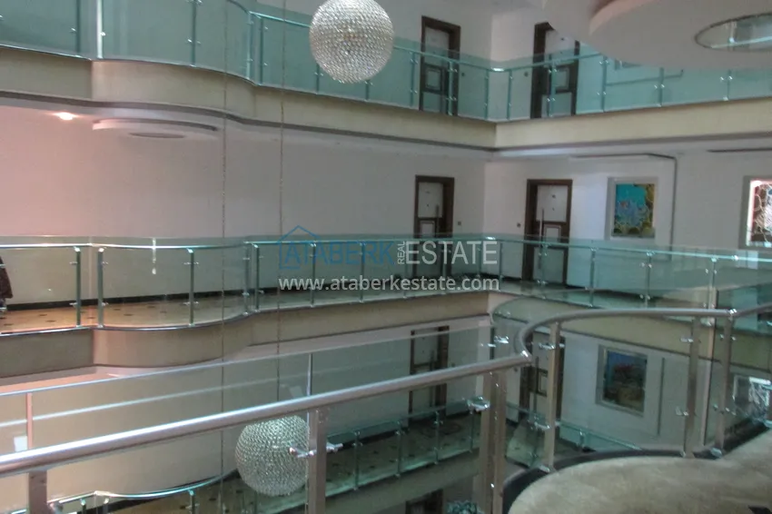 Apartment in the center of Mahmutlar with furniture, glazed balcony 12 