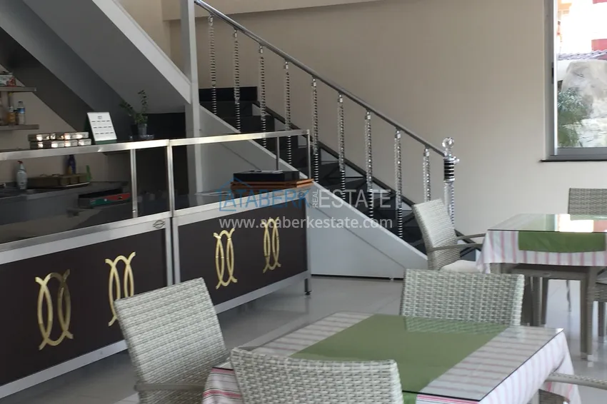 Apartment in the center of Mahmutlar with furniture, glazed balcony 13 