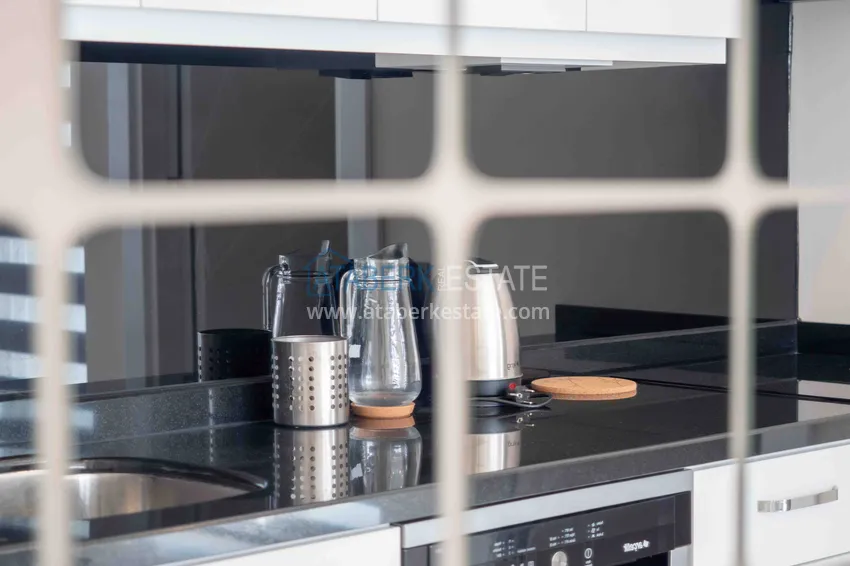 Purchase Two bedroom apartment for rent in the center of Alanya near Cleopatra beach A14 9 