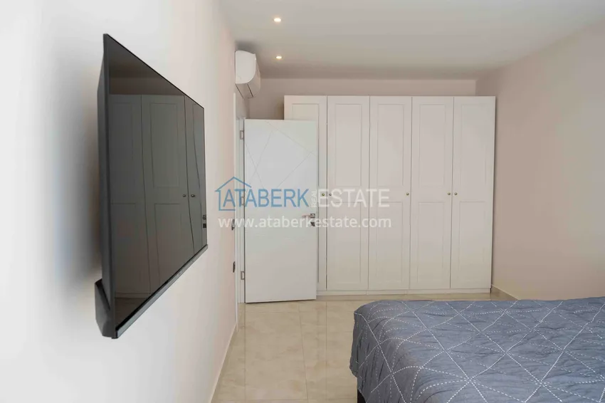 Purchase Two bedroom apartment for rent in the center of Alanya near Cleopatra beach A14 34 
