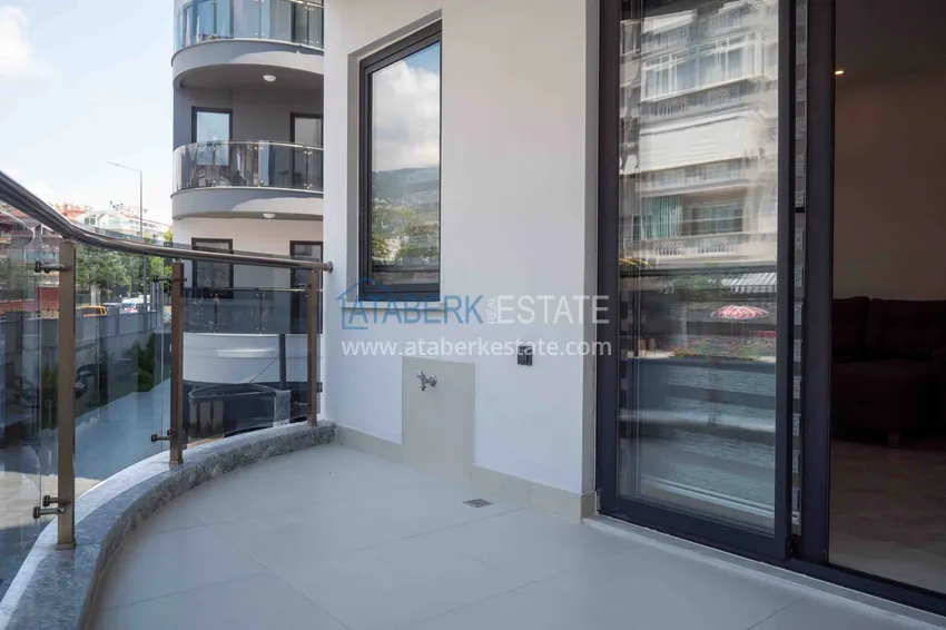 Purchase  Three-room apartment for rent in the center of Alanya, Cleopatra A-13 beach area 16 