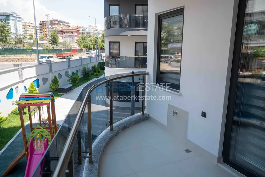Purchase  Three-room apartment for rent in the center of Alanya, Cleopatra A-13 beach area 17 