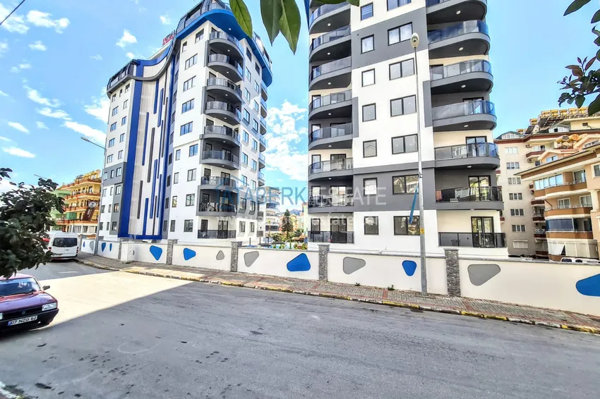 Three-room apartment for rent in the center of Alanya, Cleopatra A-13 beach area 2 