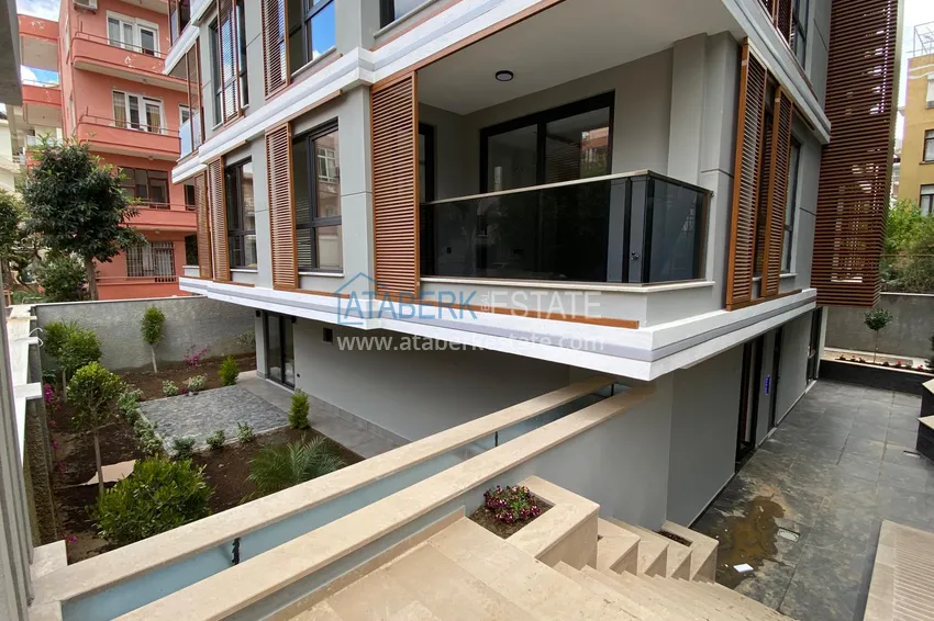 Apartment for rent in Alanya Cleopatra beach area in a complex with swimming pool No. 10 3 