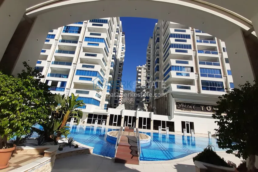 Furnished apartment in Mahmutlar in a high – comfort complex 3 