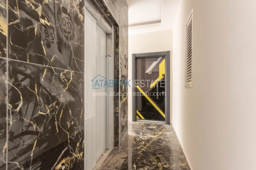 Apartment in the center of Alanya with a separate kitchen and fine finishing 14 