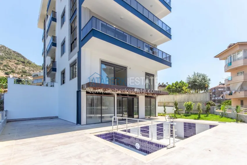 Apartment in the center of Alanya with a separate kitchen and fine finishing 5 