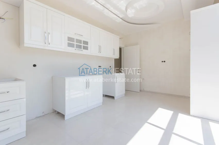 Purchase  Apartment in the center of Alanya with a separate kitchen and fine finishing 10 