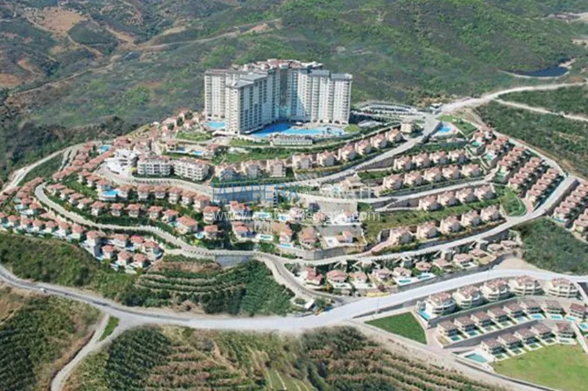 View apartment in Mahmutlar in a stunning mixed-use complex 2 