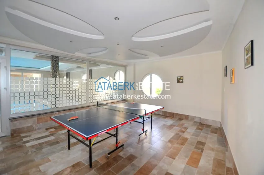 Furnished apartment in Mahmutlar in a well-maintained complex 13 