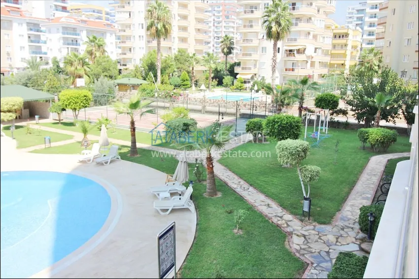 Furnished apartment in Mahmutlar in a well-maintained complex 6 