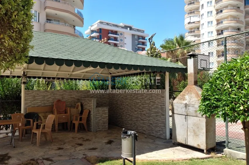 Furnished apartment in Mahmutlar in a well-maintained complex 10 