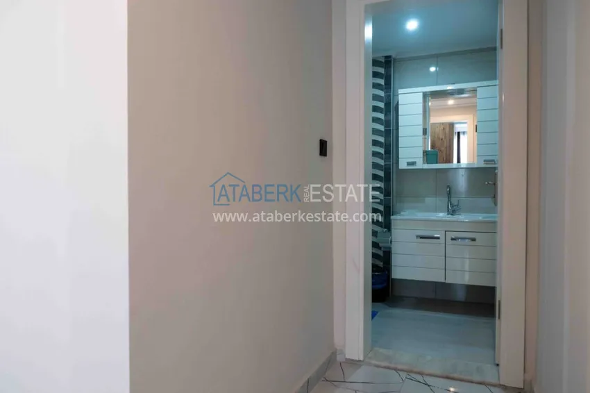 Purchase Rent in the best area of Alanya - two-bedroom apartment by the sea in the city center No. 18 4 