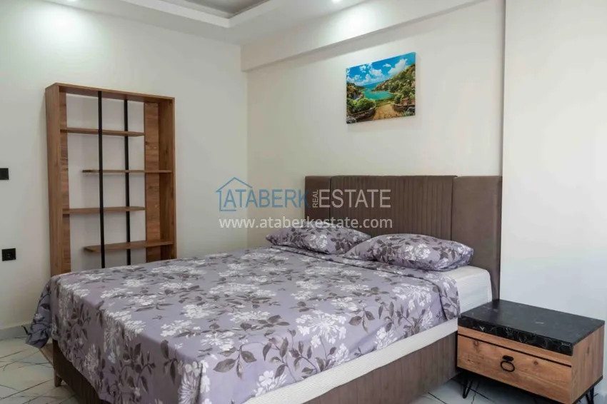 Purchase Rent in the best area of Alanya - two-bedroom apartment by the sea in the city center No. 18 11 